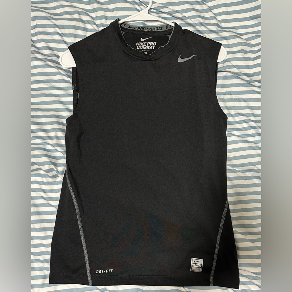 Nike Pro Combat Dri-Fit Size Small